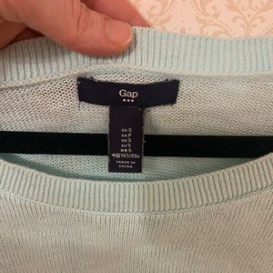 Baby blue gap sweater